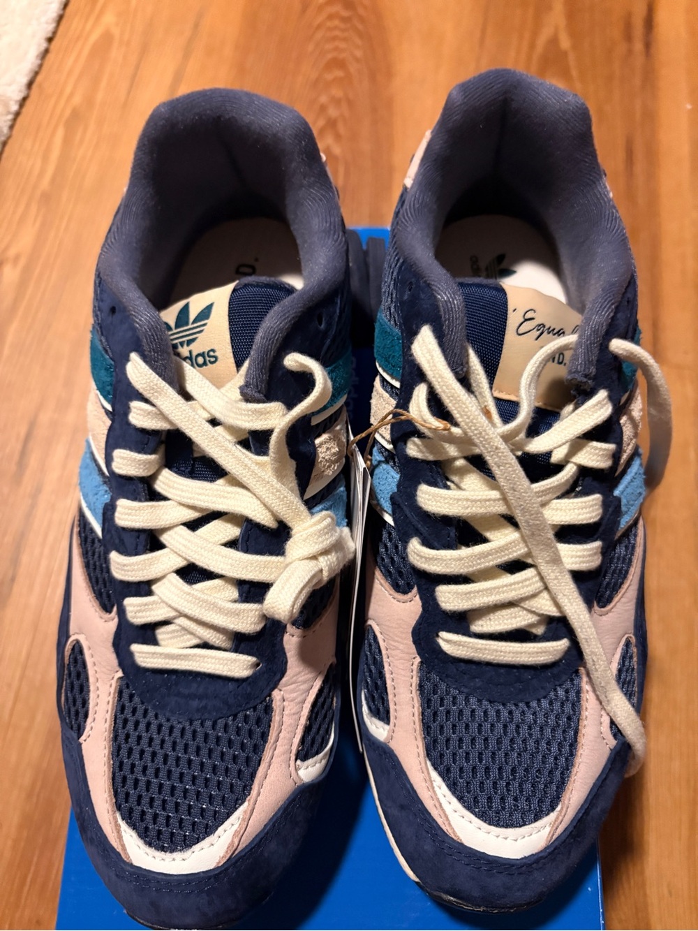 adidas Men’s  Navy, brown & Teal Retro Sneaker